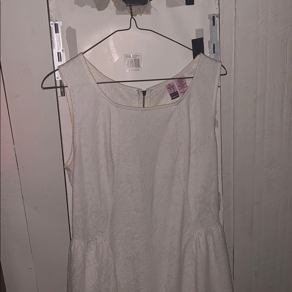 plain white formal dress